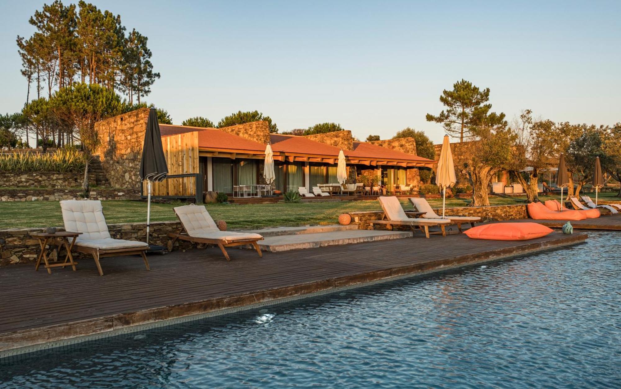 Hostal TEIMA, Alentejo SW São Teotónio Exterior foto